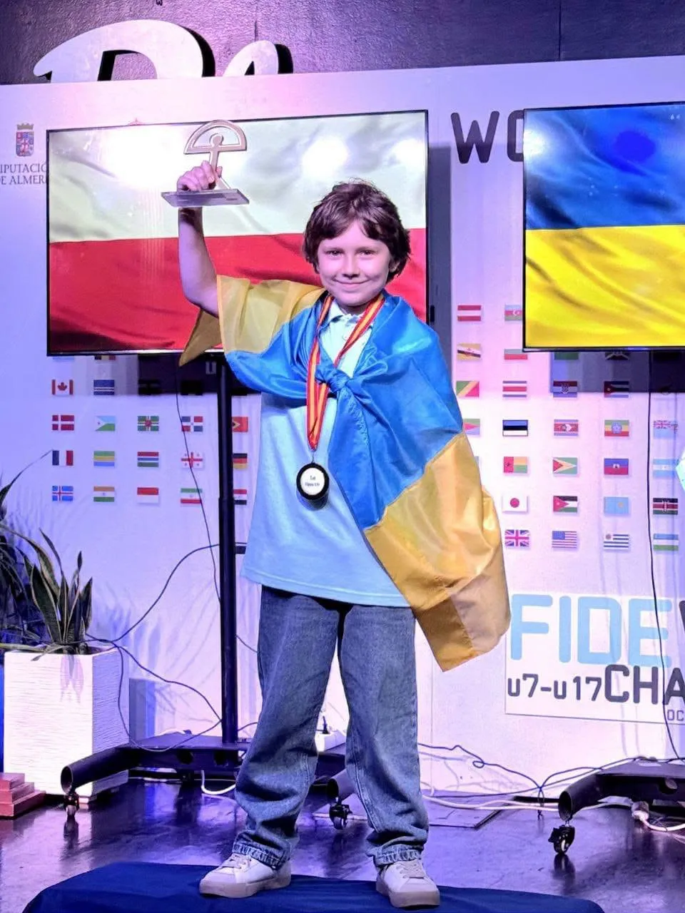 Юний шахіст із Дніпра Мирон Нетребка виборов золото чемпіонату світу з класичних шахів серед юнаків до 9 років